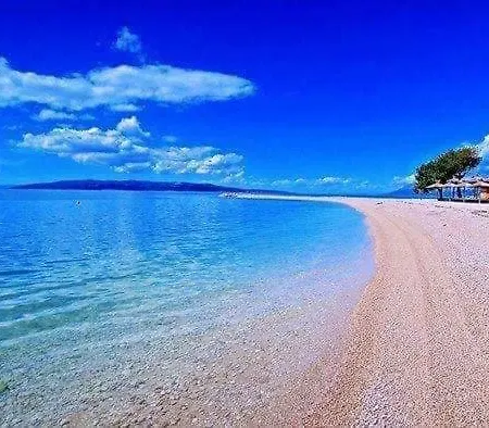 Apartment Edgar Makarska