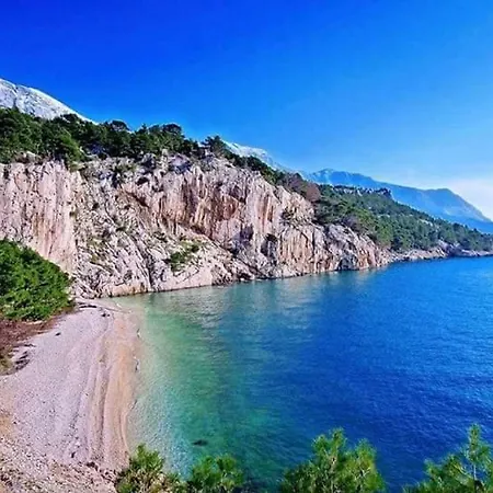 Apartment Edgar Makarska