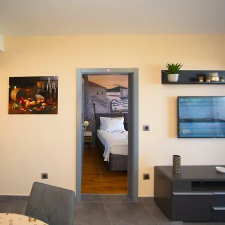 Edgar マカルスカ