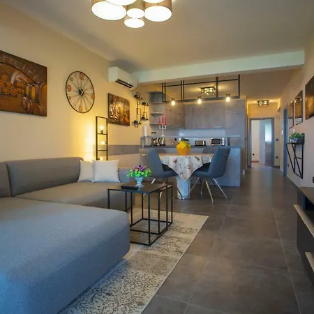 Edgar * 马卡尔斯卡